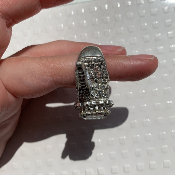 COPY - Otazu clear Swarovski crystal spike ring - Picture 5 of 7